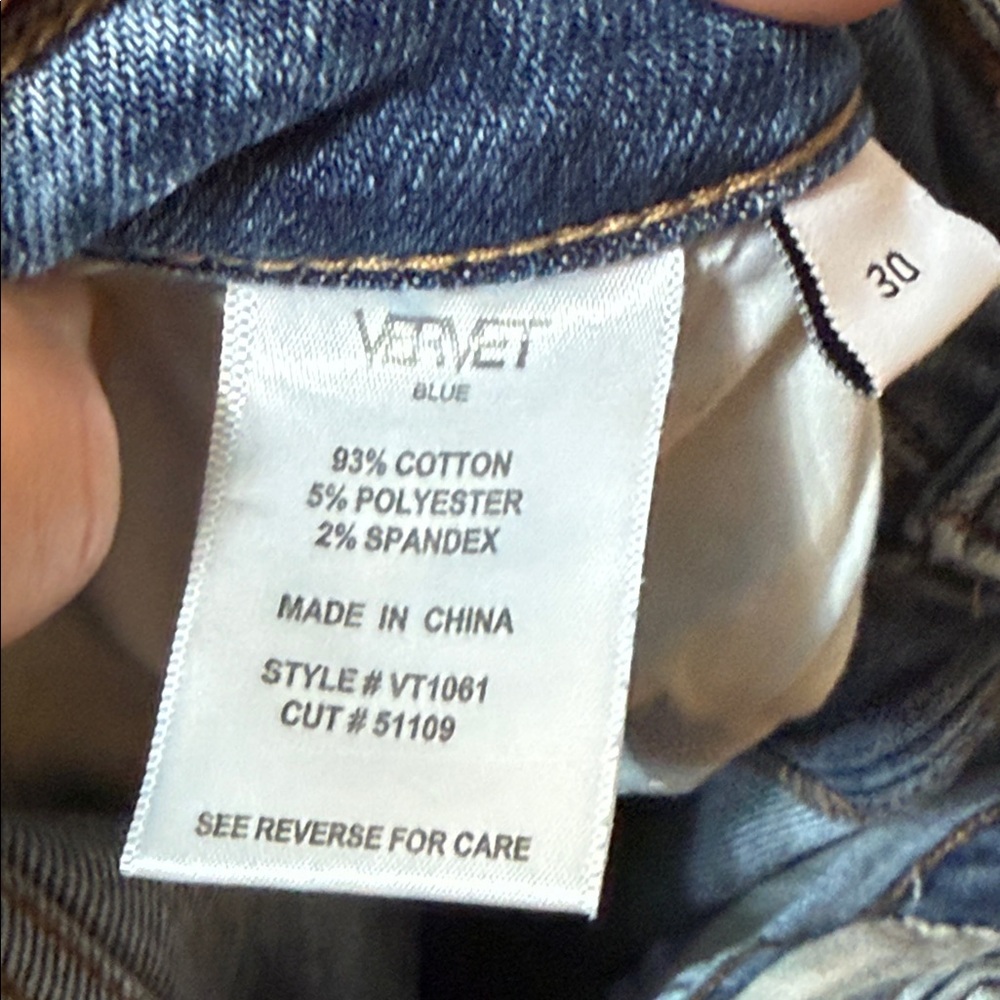 Altar'd State Distressed Ankle Jeans in Blue - Picture 5 of 8